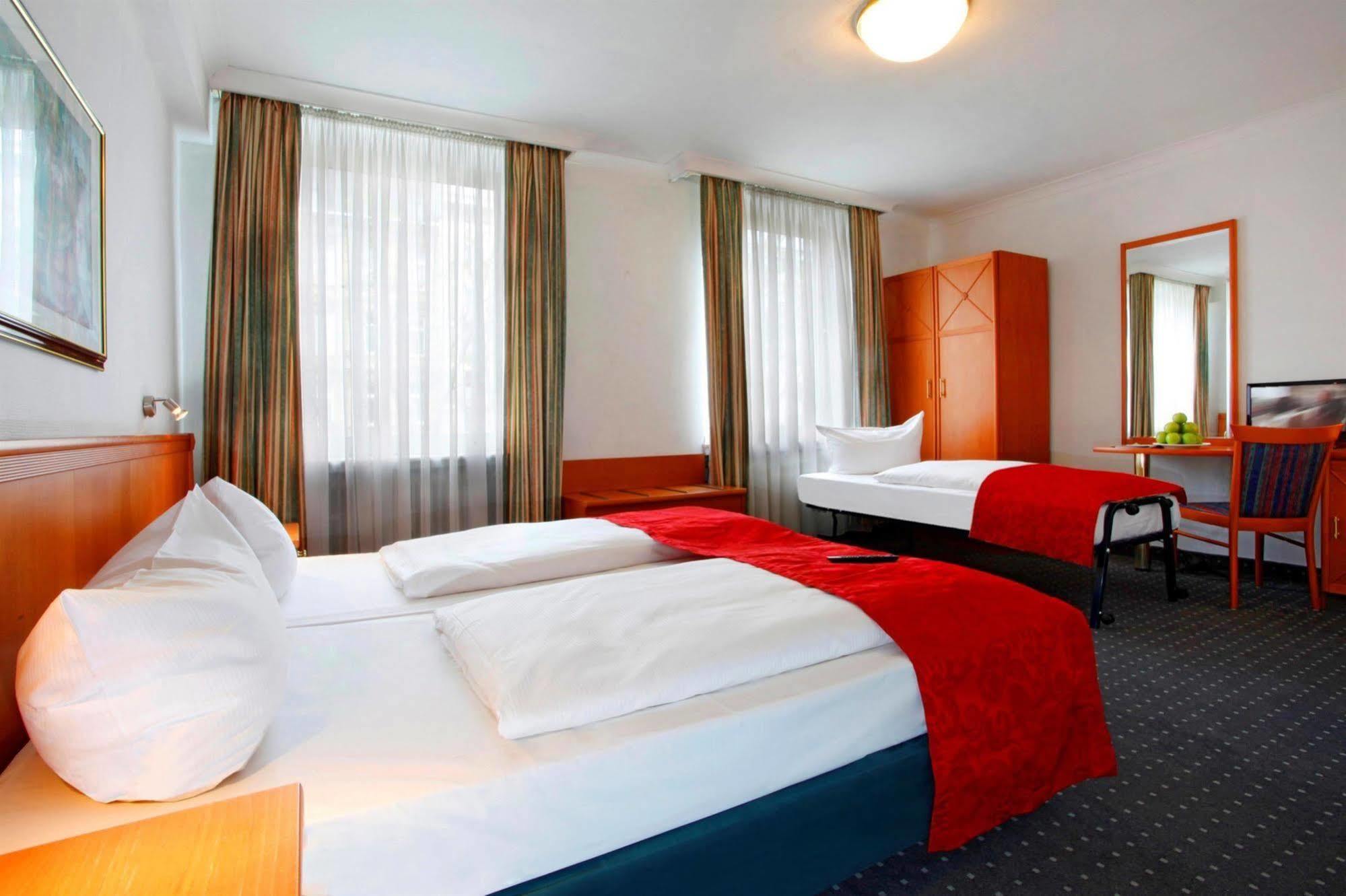 Ina Hotel Royal Köln Eksteriør bilde